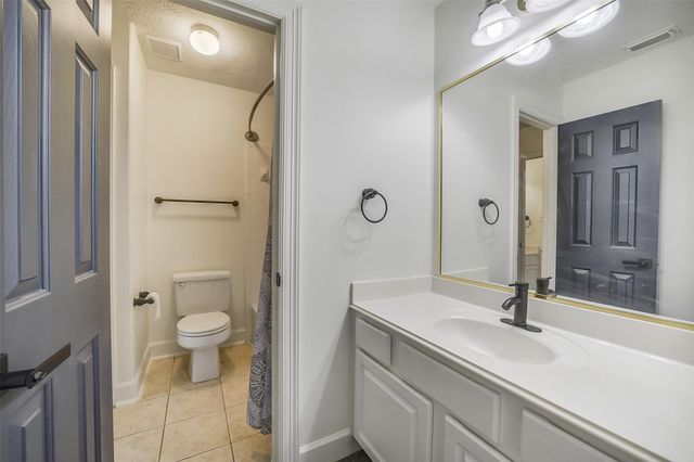 17306 Eagle Ledge Drive, Tomball, TX 77377
