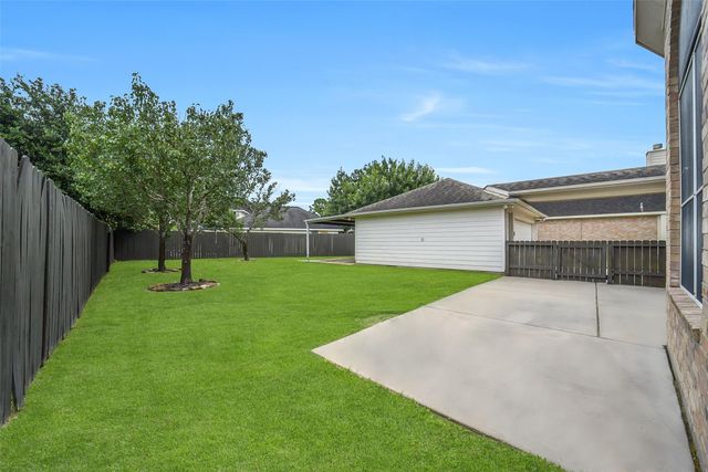 17306 Eagle Ledge Drive, Tomball, TX 77377