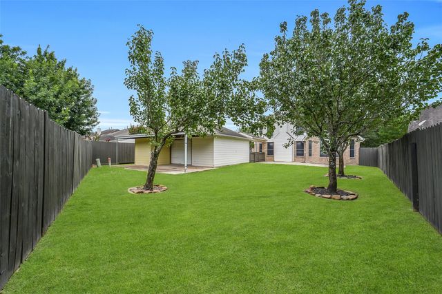 17306 Eagle Ledge Drive, Tomball, TX 77377