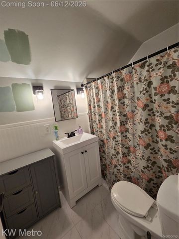 3213 Henrydale Street, Auburn Hills, MI 48326