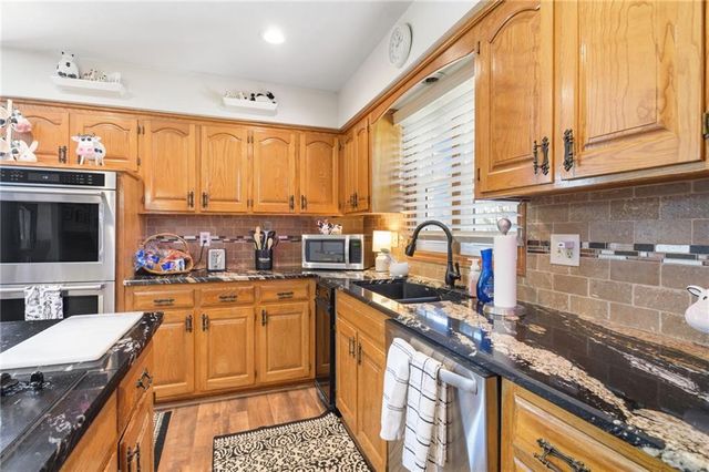 5730 Noland Road, Shawnee, KS 66216