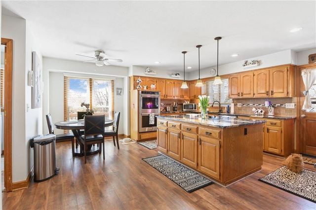 5730 Noland Road, Shawnee, KS 66216