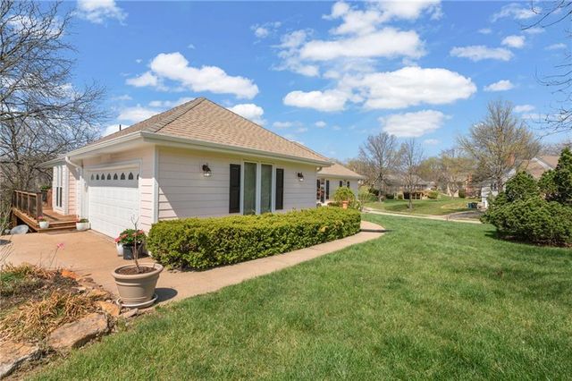 5730 Noland Road, Shawnee, KS 66216