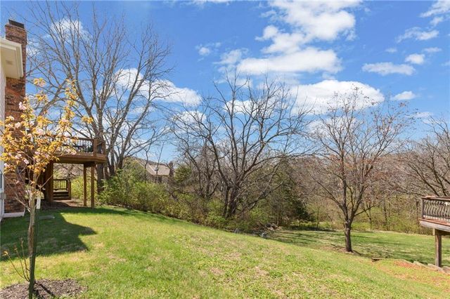 5730 Noland Road, Shawnee, KS 66216