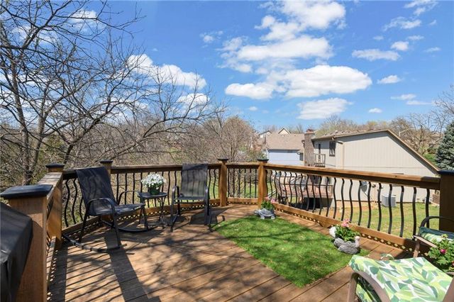 5730 Noland Road, Shawnee, KS 66216