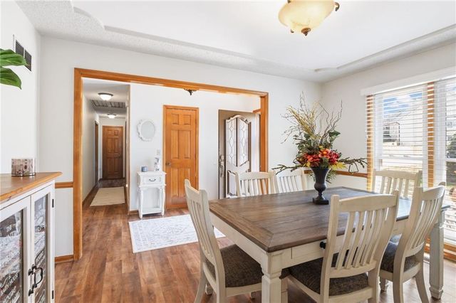 5730 Noland Road, Shawnee, KS 66216