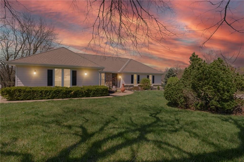 5730 Noland Road, Shawnee, KS 66216