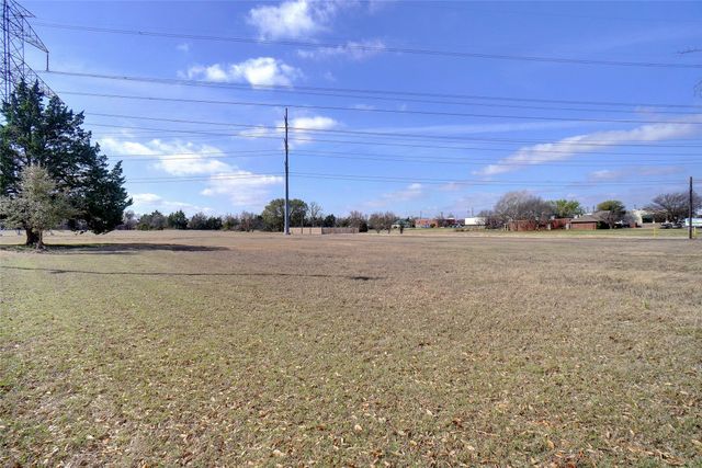 1226 W Belt Line Road, Desoto, TX 75115