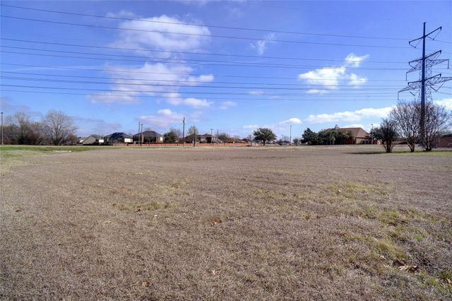 1226 W Belt Line Road, Desoto, TX 75115