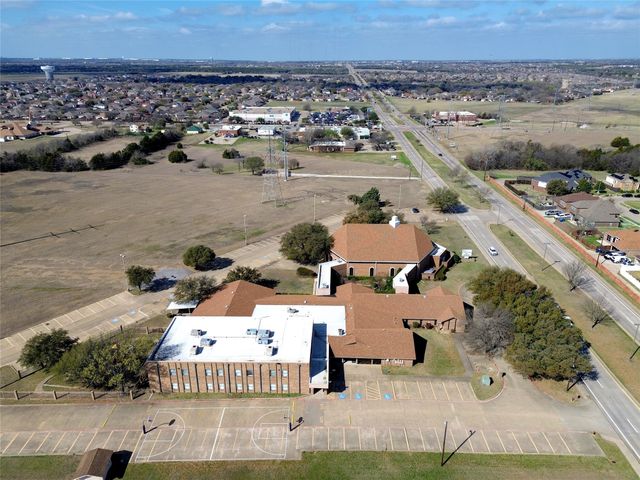1226 W Belt Line Road, Desoto, TX 75115