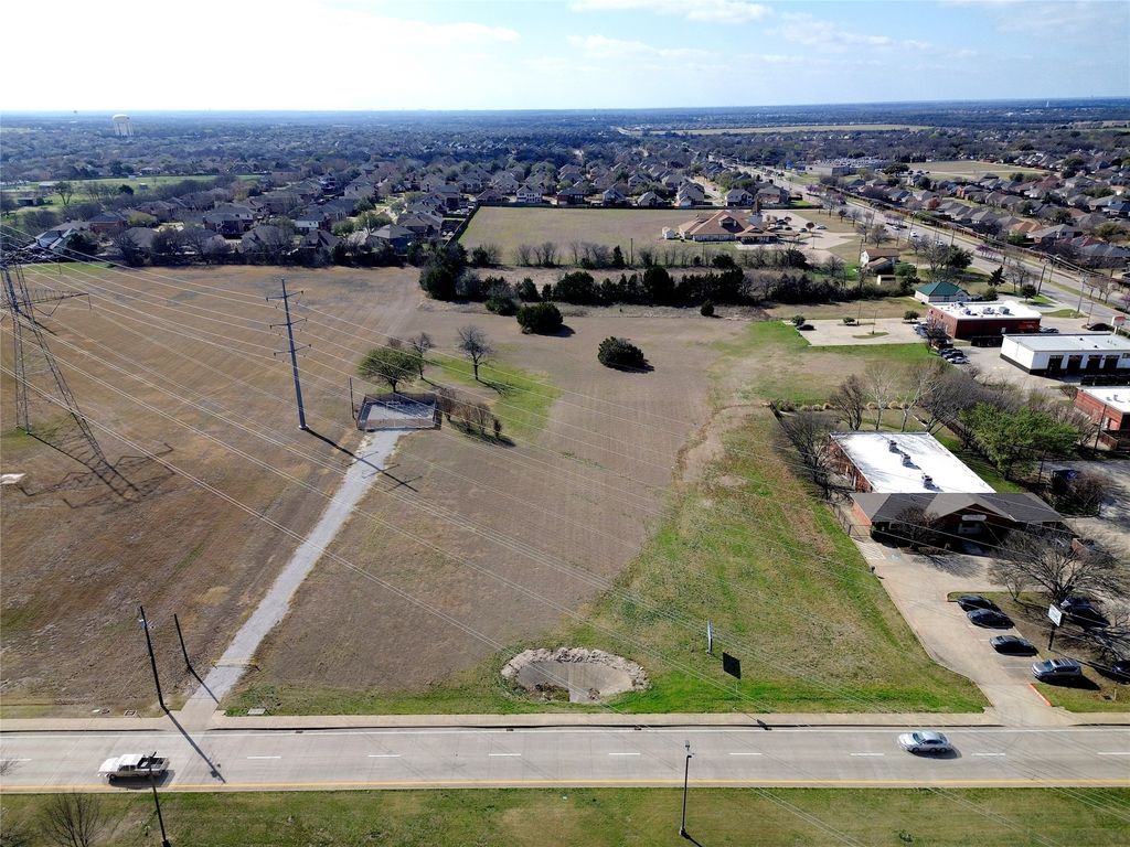 1226 W Belt Line Road, Desoto, TX 75115