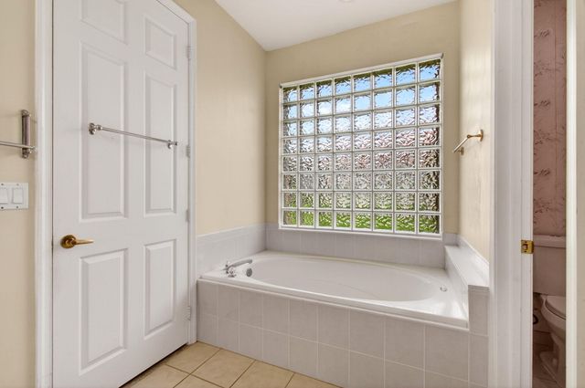 2752 Clipper Circle, West Palm Beach, FL 33411