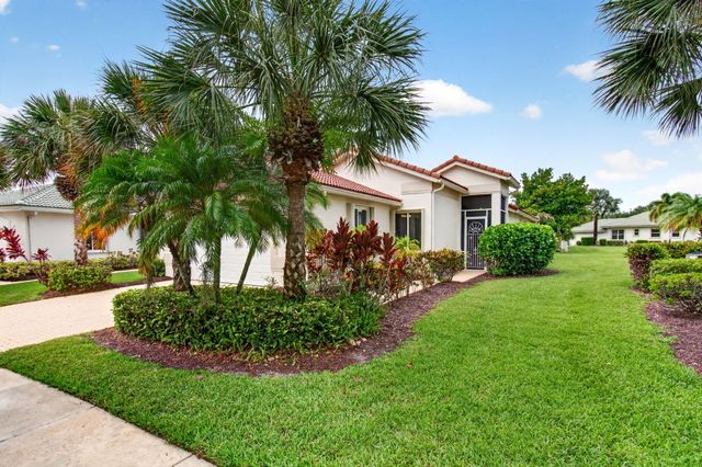 2752 Clipper Circle, West Palm Beach, FL 33411