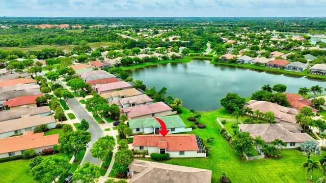 2752 Clipper Circle, West Palm Beach, FL 33411