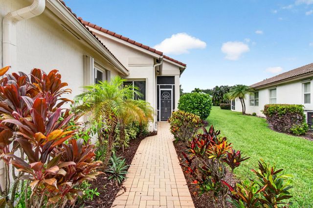 2752 Clipper Circle, West Palm Beach, FL 33411