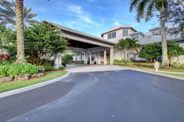2752 Clipper Circle, West Palm Beach, FL 33411