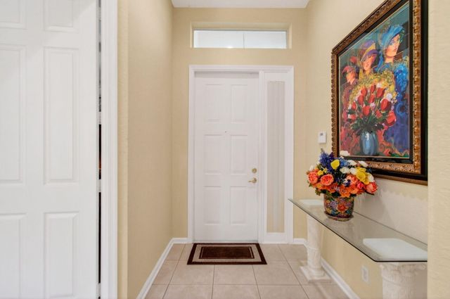2752 Clipper Circle, West Palm Beach, FL 33411