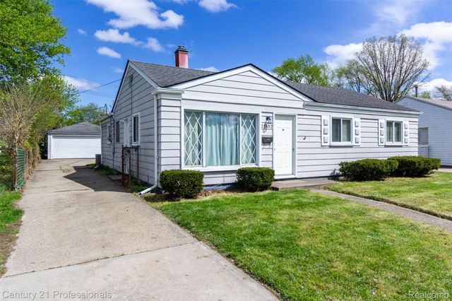 21892 Ehlert Avenue, Warren, MI 48089