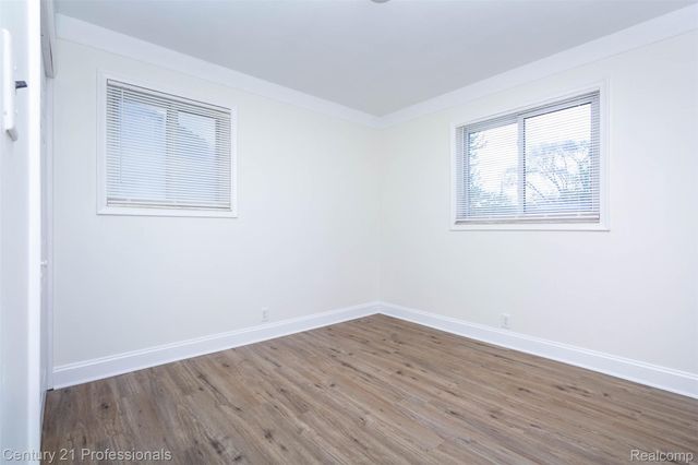 21892 Ehlert Avenue, Warren, MI 48089