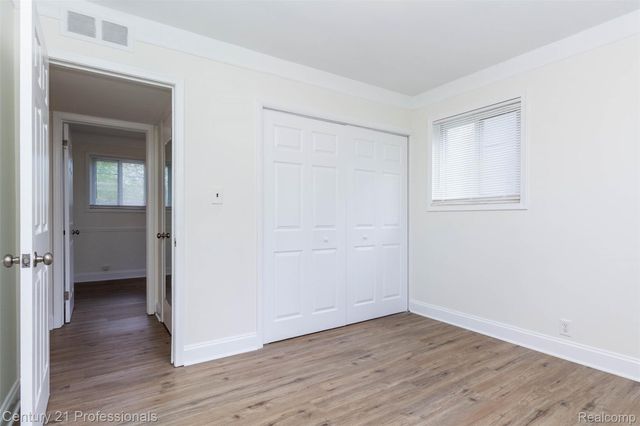 21892 Ehlert Avenue, Warren, MI 48089