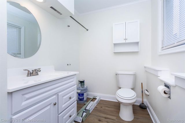 21892 Ehlert Avenue, Warren, MI 48089