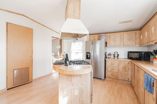 31724 Cane Drive, Kemp, TX 75143