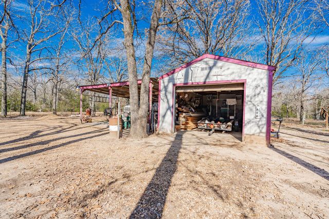 31724 Cane Drive, Kemp, TX 75143