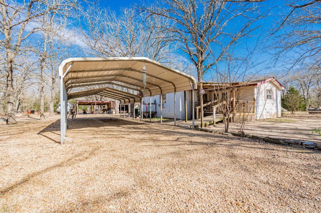 31724 Cane Drive, Kemp, TX 75143