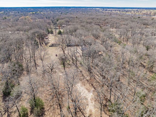 31724 Cane Drive, Kemp, TX 75143