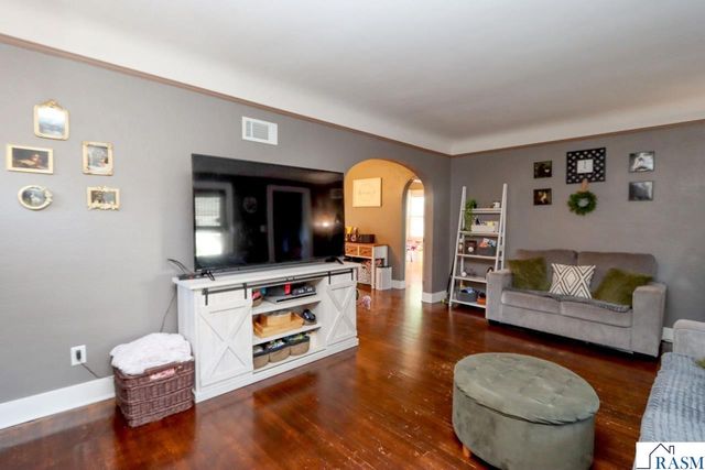 115 Hinckley Street, Mankato, MN 56001