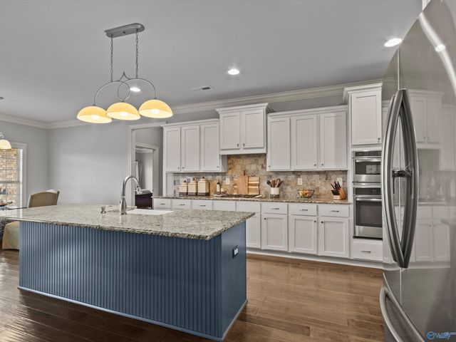 102 Stone River Road, Huntsville, AL 35811