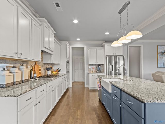 102 Stone River Road, Huntsville, AL 35811