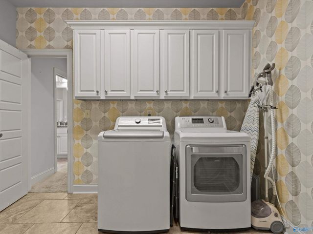 102 Stone River Road, Huntsville, AL 35811