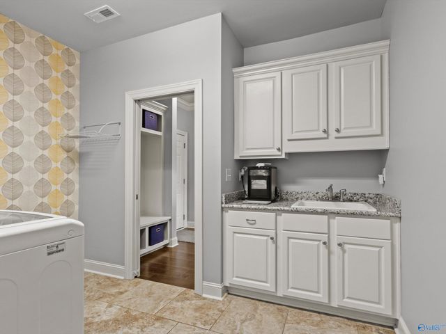 102 Stone River Road, Huntsville, AL 35811