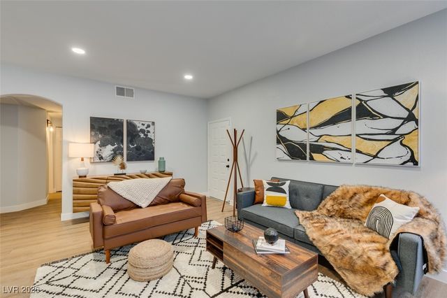 75 North Valle Verde Drive 1511, Henderson, NV 89074