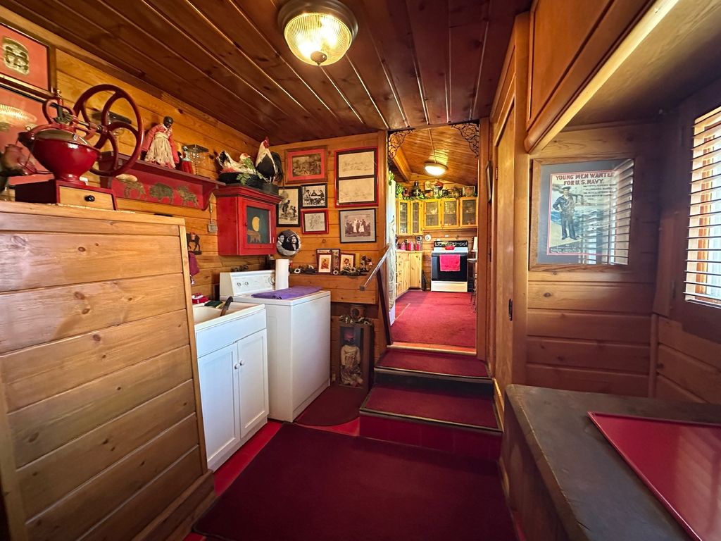 661 Dovetail Valentine Road, Winnett, MT 59087 photo 10