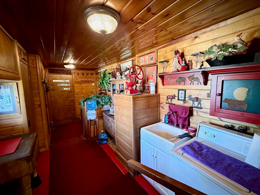 661 Dovetail Valentine Road, Winnett, MT 59087 photo 12