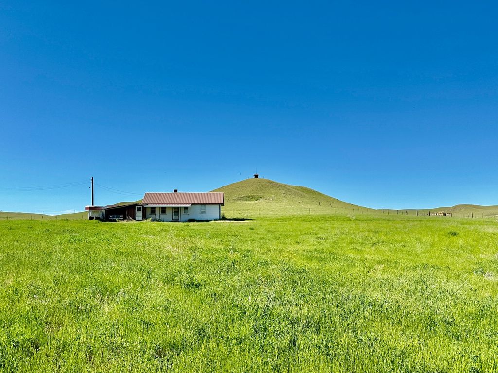 661 Dovetail Valentine Road, Winnett, MT 59087 photo 184