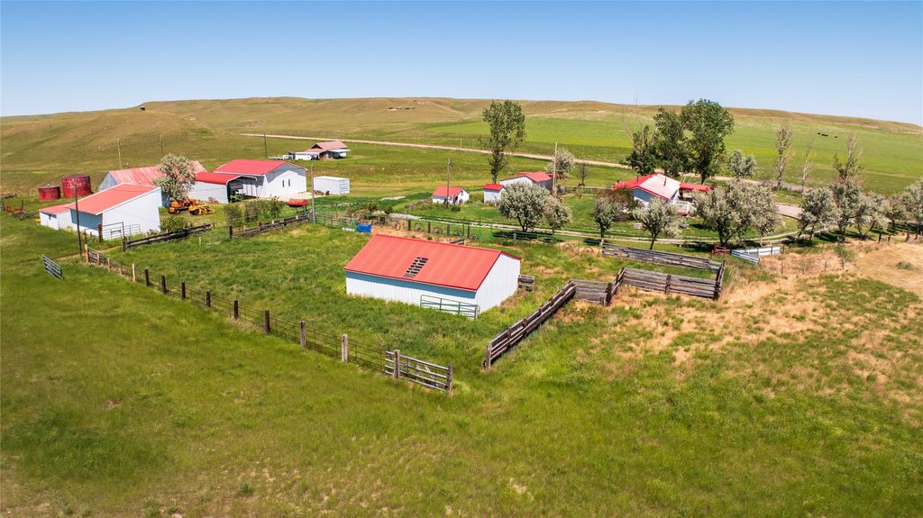 661 Dovetail Valentine Road, Winnett, MT 59087 photo 5