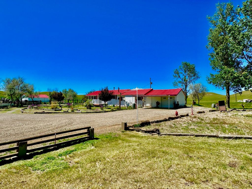 661 Dovetail Valentine Road, Winnett, MT 59087 photo 62