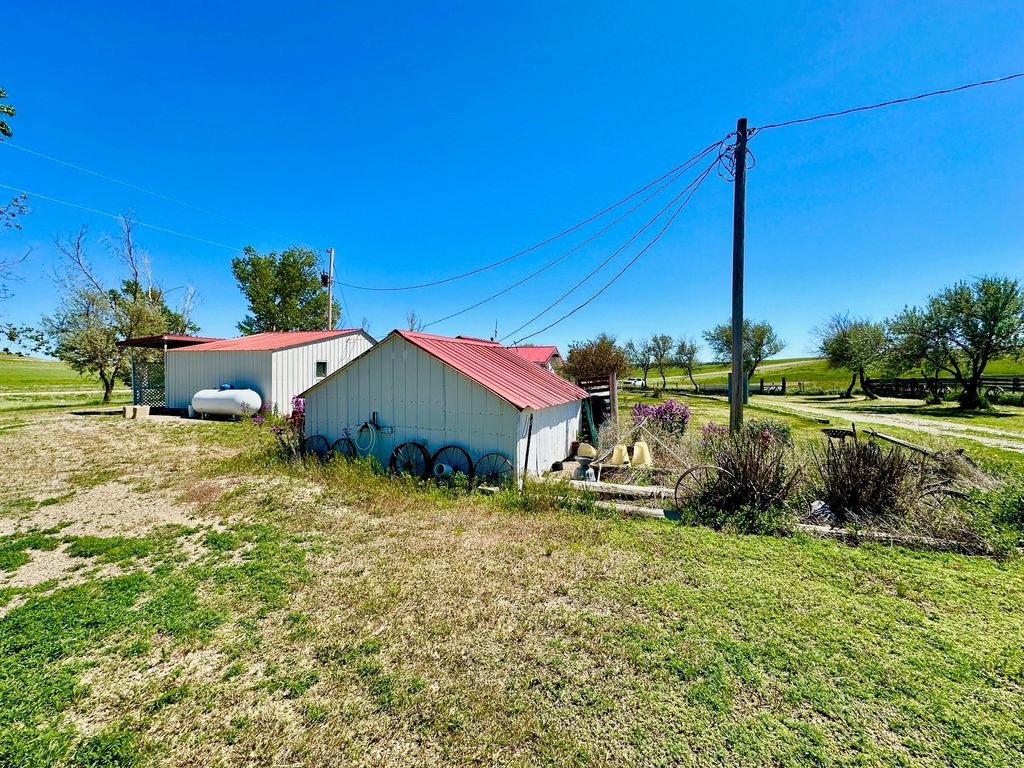 661 Dovetail Valentine Road, Winnett, MT 59087 photo 85