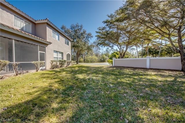 9957 Chiana CIR, Fort Myers, FL 33905