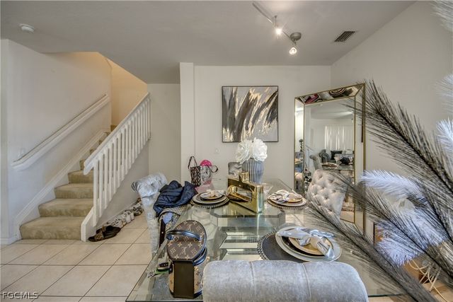 9957 Chiana CIR, Fort Myers, FL 33905