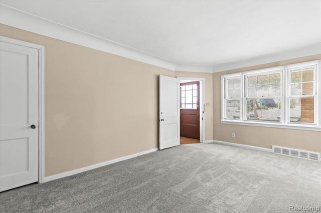 4200 Lois Street, Dearborn, MI 48126