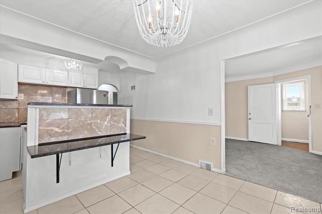 4200 Lois Street, Dearborn, MI 48126