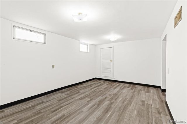 4200 Lois Street, Dearborn, MI 48126