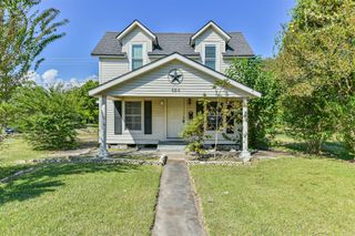 424 S Broadway Street, La Porte, TX 77571