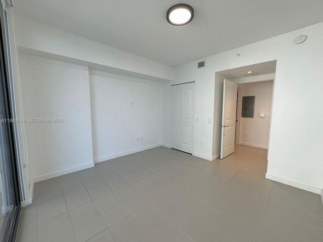 1600 NE 1st Ave 2517, Miami, FL 33132