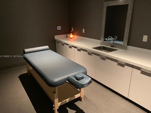 1600 NE 1st Ave 2517, Miami, FL 33132