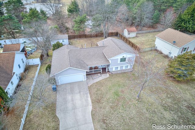 3759 W Fuller Drive, Fruitport Twp, MI 49444